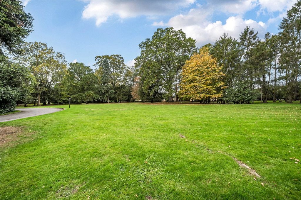 Additional image 16 of 2 bed flat for saleReading Road, Arborfield, Reading, Berkshire RG2
