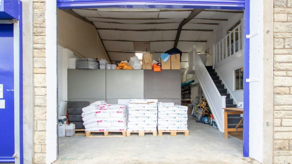 Property photo 1 of 4 Alderton-4-Workshop-To-Let-External-1-2000x1125.Jpg