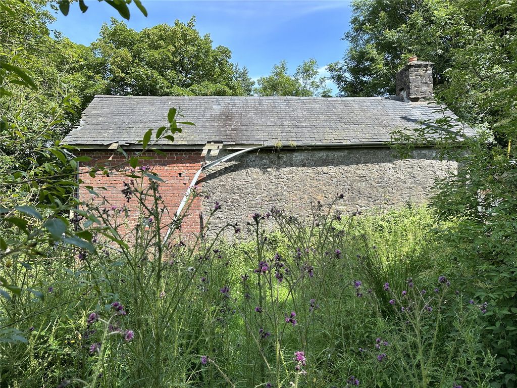Property photo 2 of 10 Picture No. 13