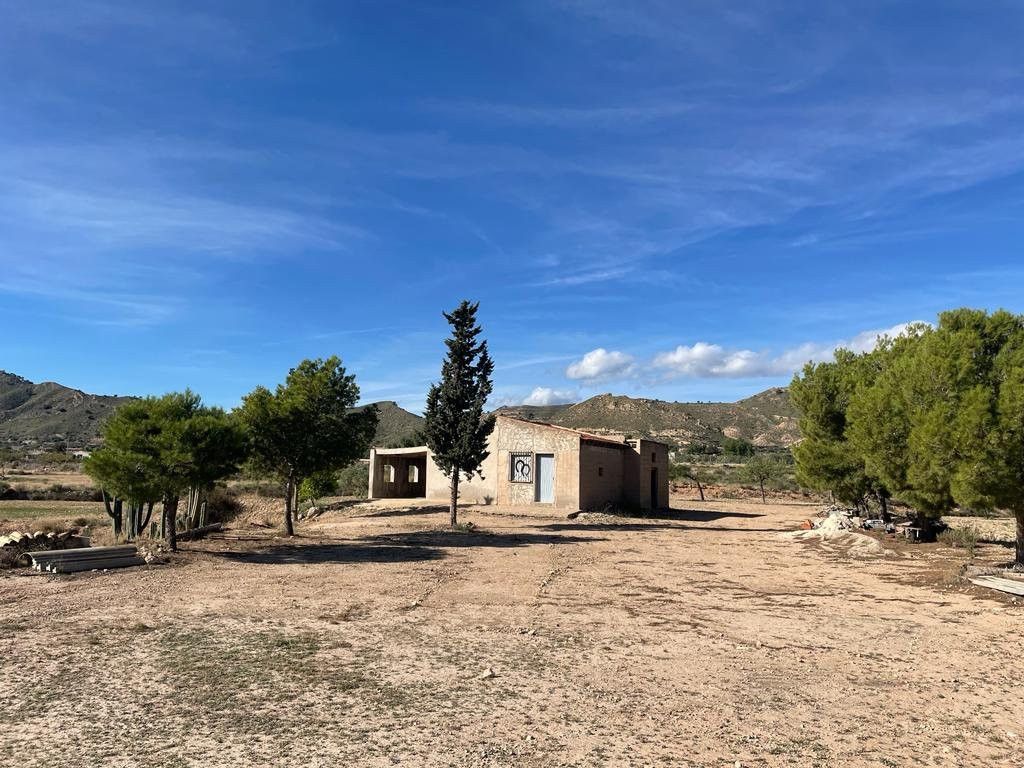 Property photo 1 of 20