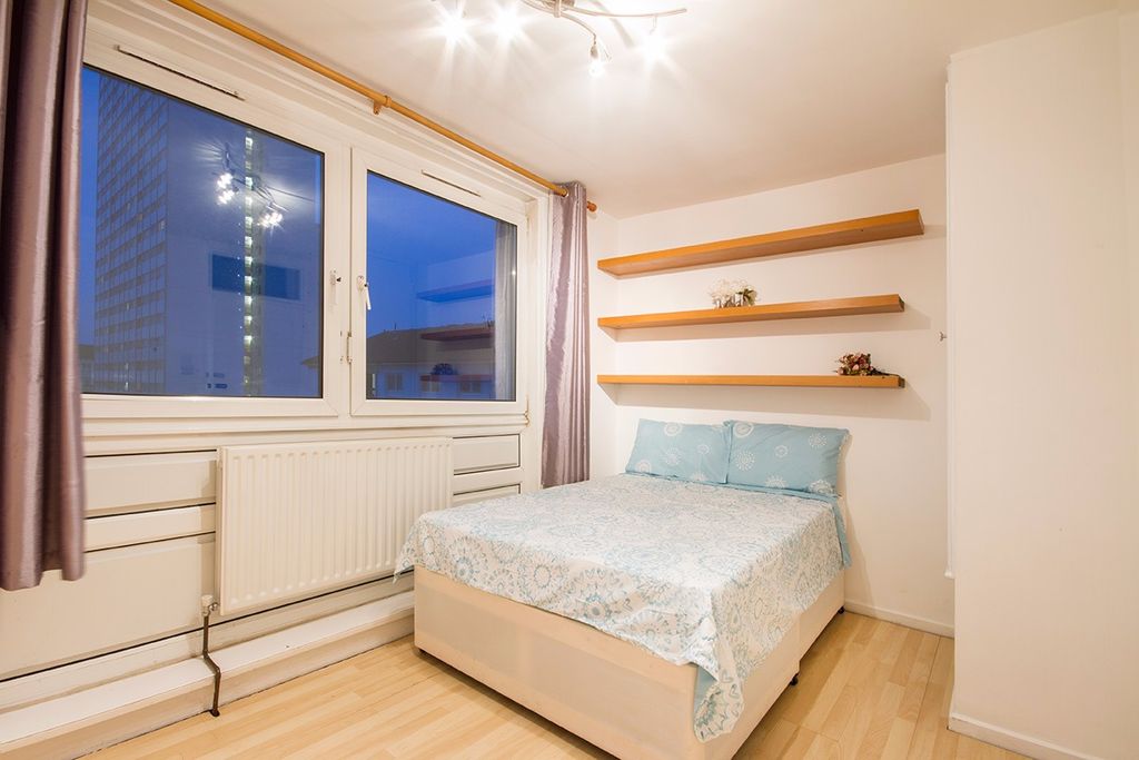 Property photo 2 of 14