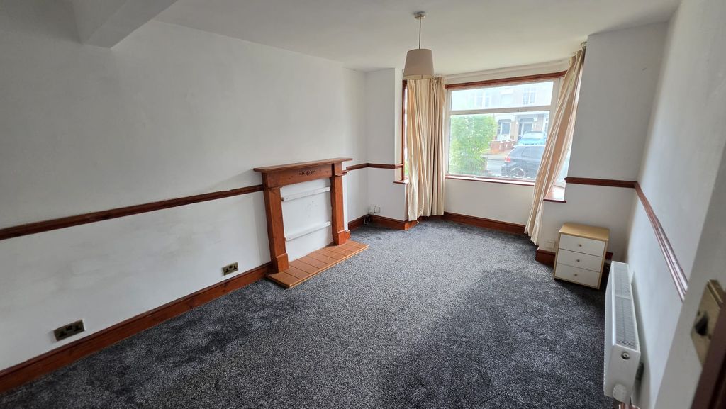 Property photo 3 of 22