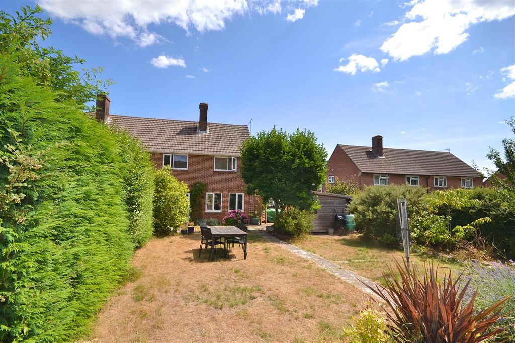 Property photo 3 of 30 40 (1).Png