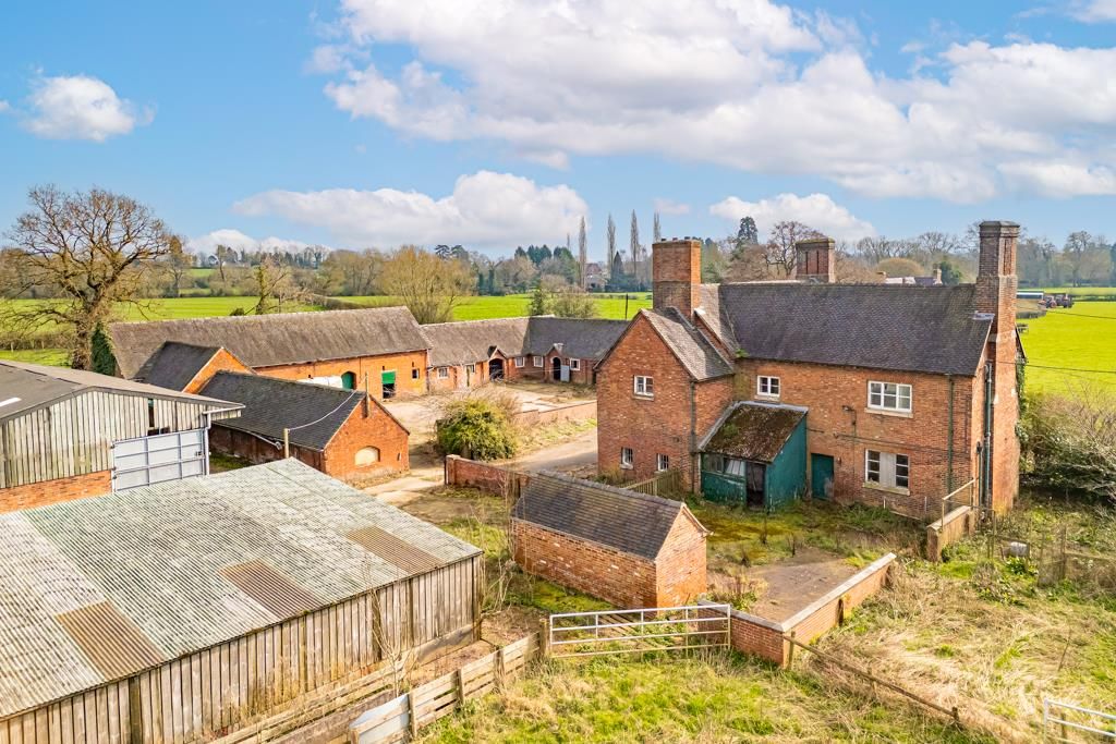 Property photo 2 of 15 Brook Farm