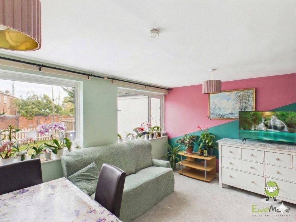 Property photo 3 of 9 Living Room - Ewemove Whitchurch Nantwich Charlott