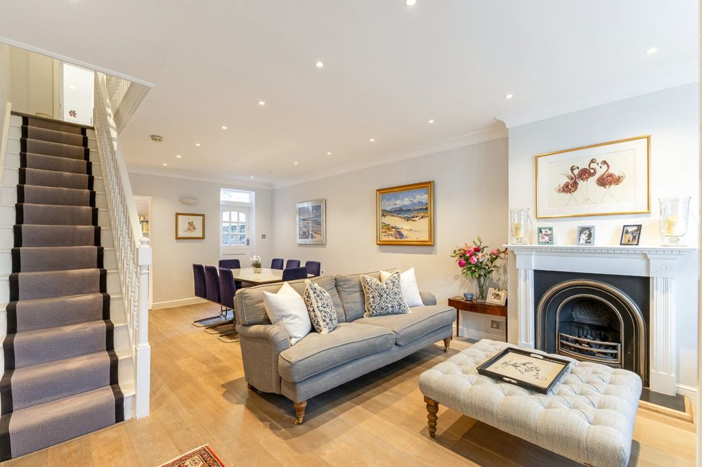 Property photo 1 of 12 Reception Room