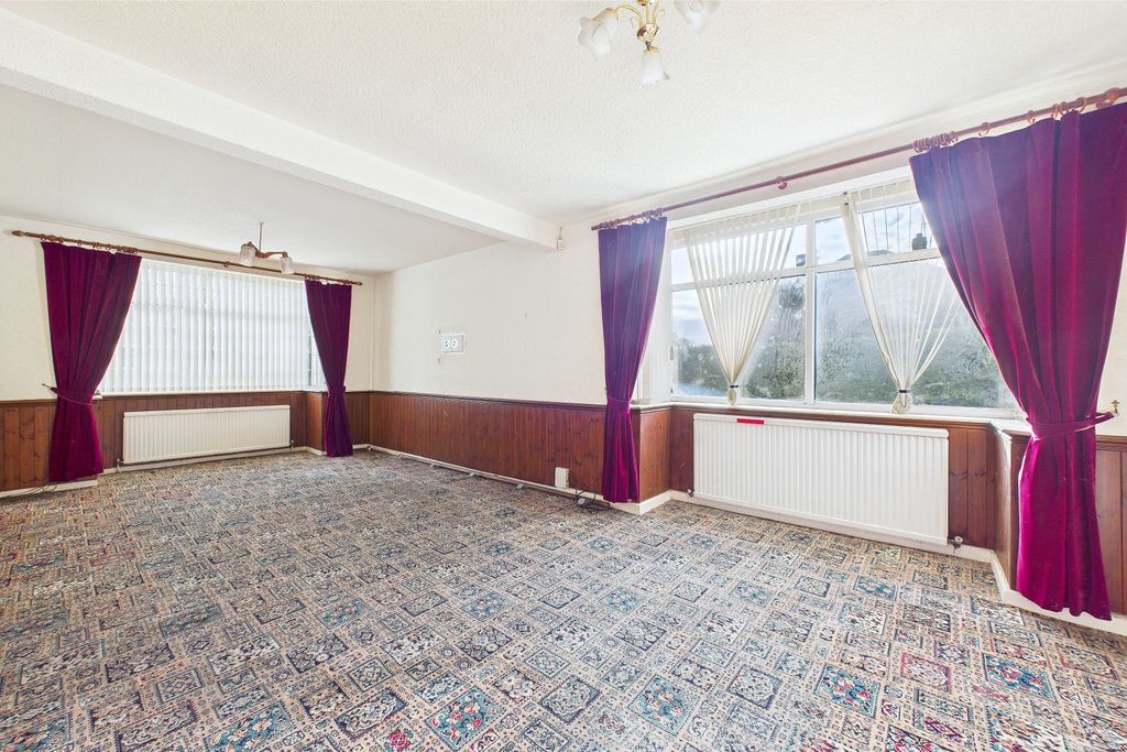 Property photo 2 of 15 Living Room