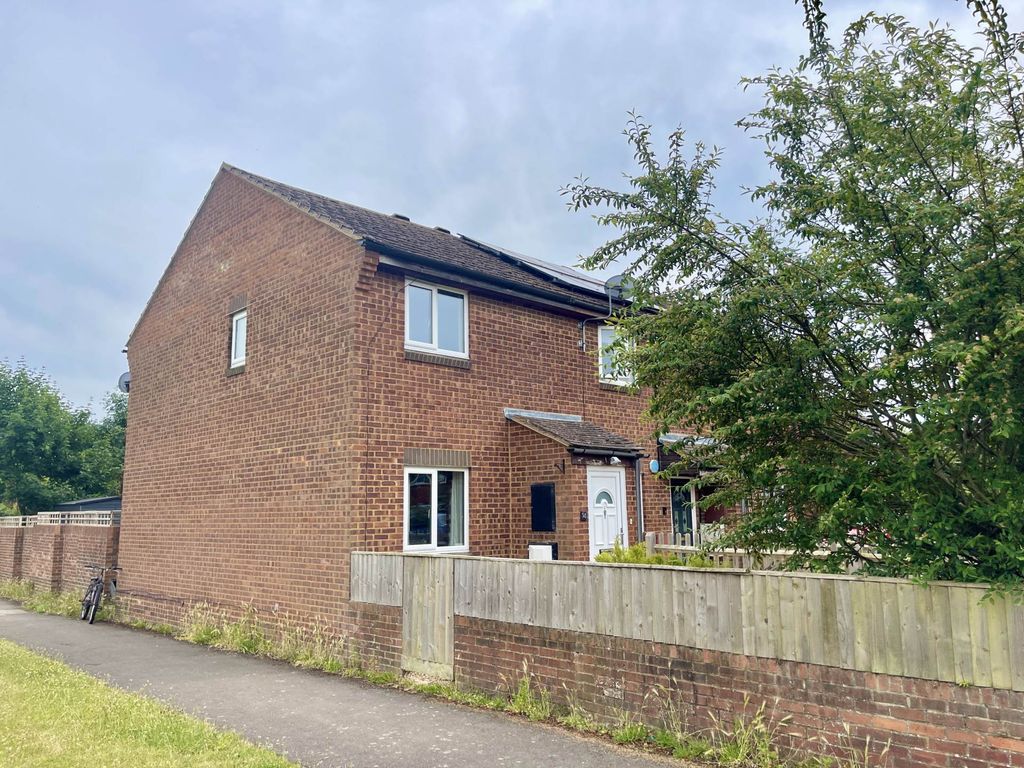 Property photo 2 of 11
