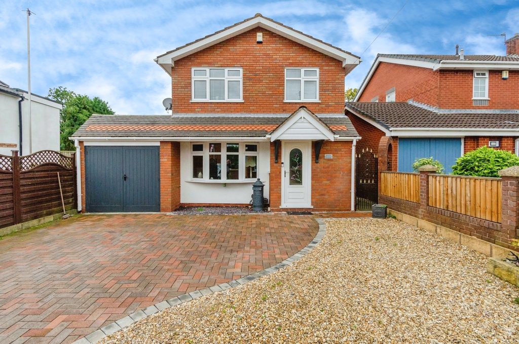 Property photo 1 of 17 Photo