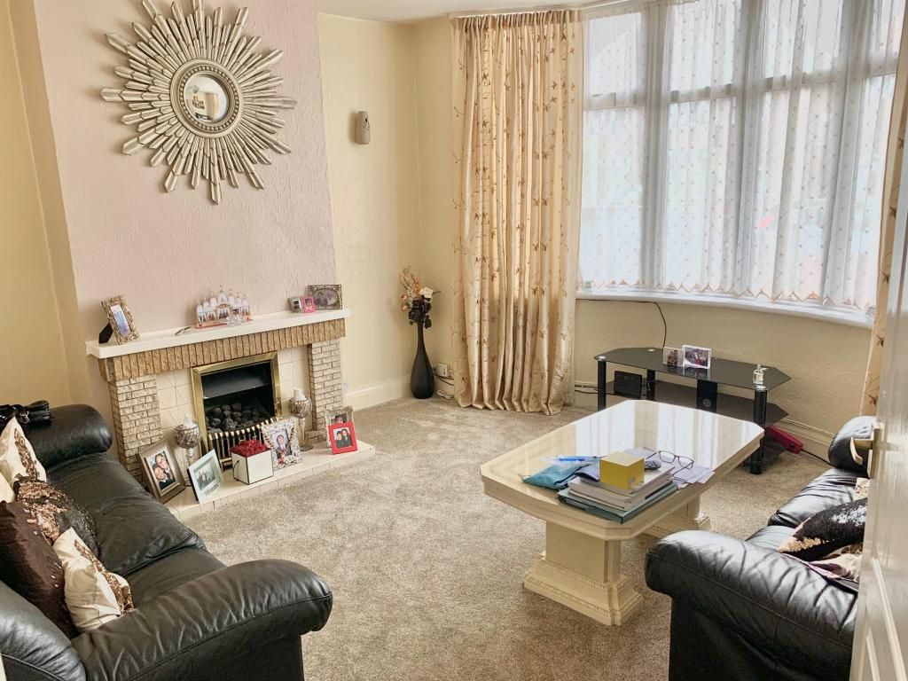 Property photo 3 of 13