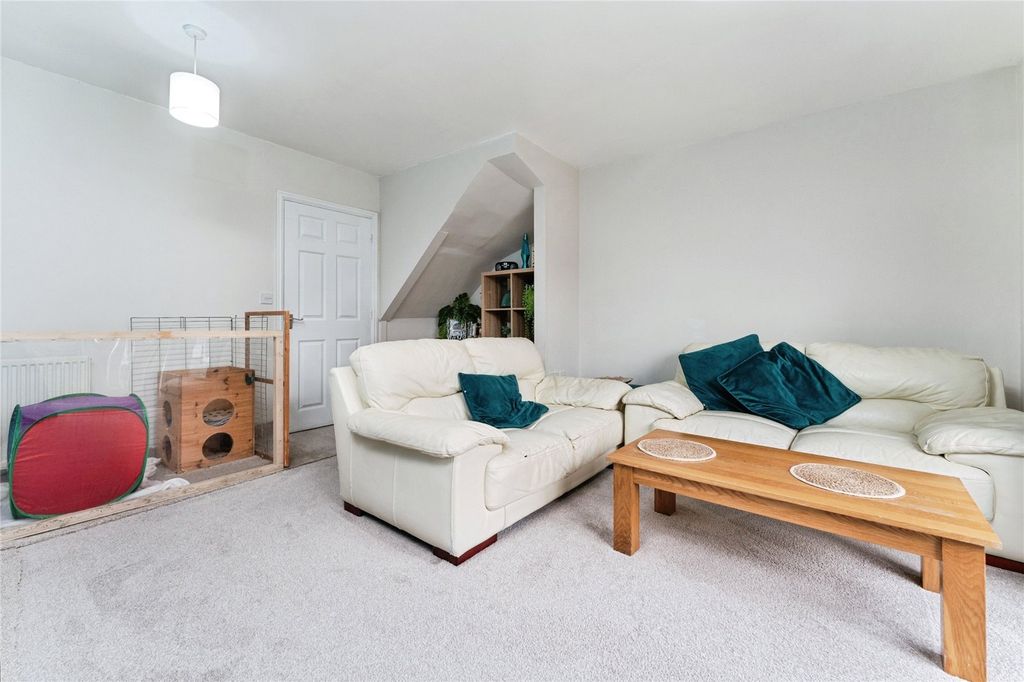 Property photo 3 of 16 Picture No. 13