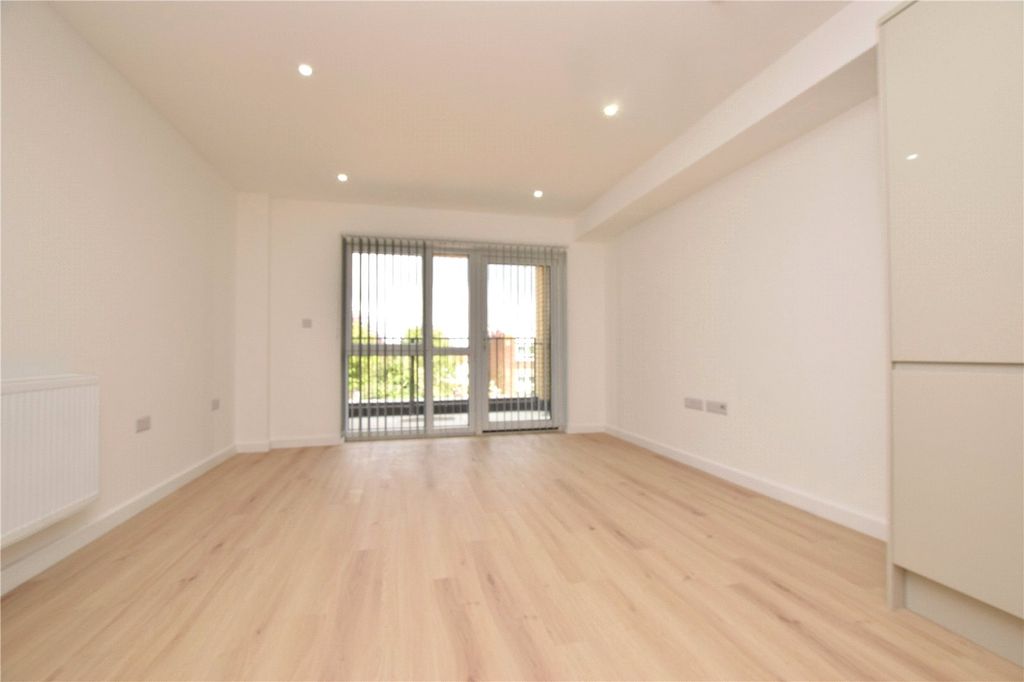 Property photo 3 of 8 Picture No. 08