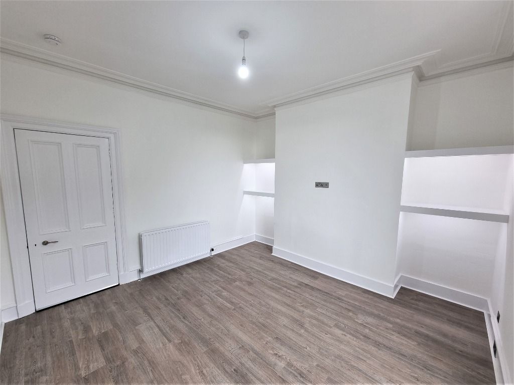 Property photo 2 of 11 Photo 2