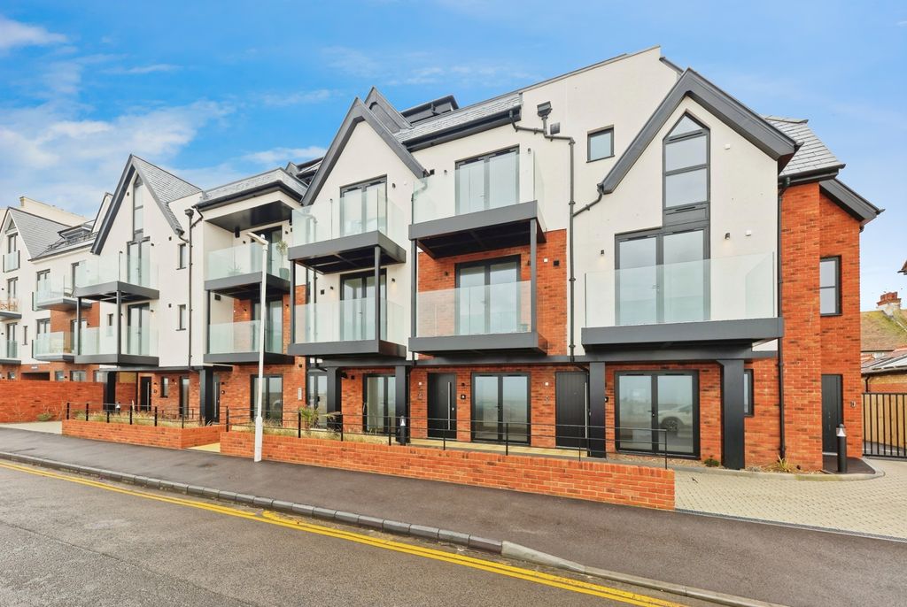 Property photo 1 of 20 Pbox-Img.Jpg