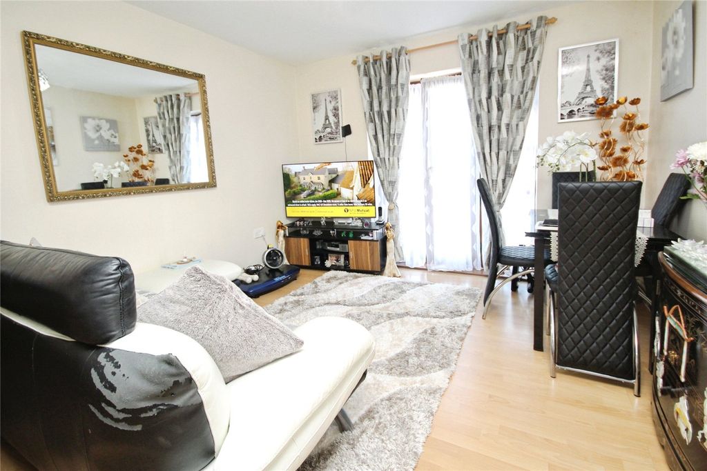 Property photo 3 of 7 Picture No. 02