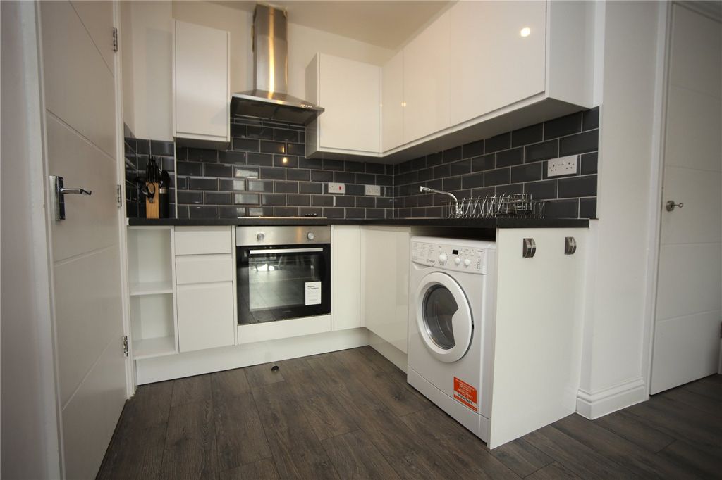 Property photo 1 of 7 Picture No. 22