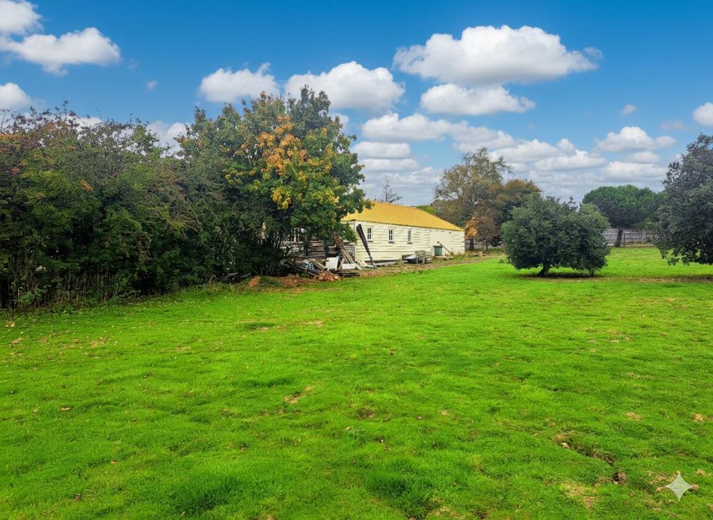 Property photo 2 of 18 Gemini_Generated_Image_2Kf25d2Kf25d2Kf2.Png