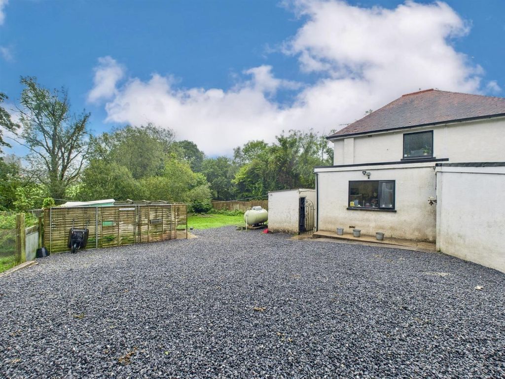 Property photo 3 of 18 Ext 3.Jpg