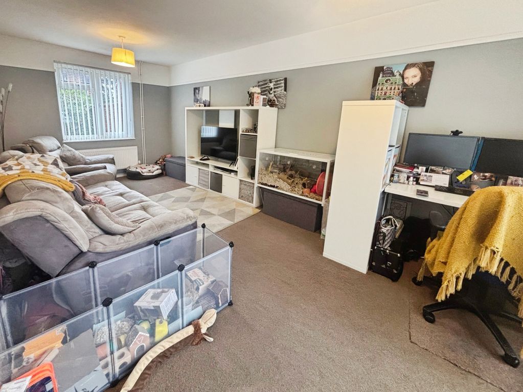 Property photo 3 of 18 Photo #3