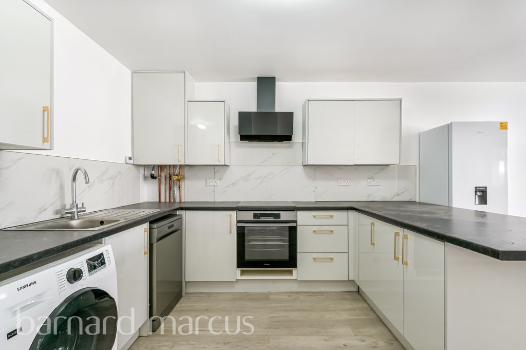Property photo 1 of 10 Image