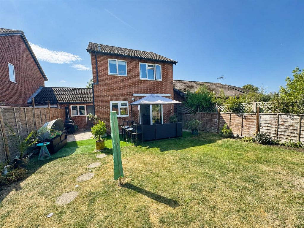 Property photo 2 of 12