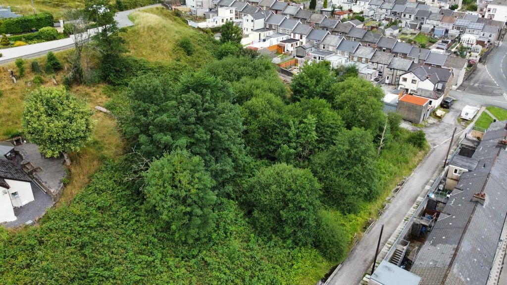 Property photo 2 of 4 Dji_Fly_20230713_113334_142_1689244673668_Photo_Op