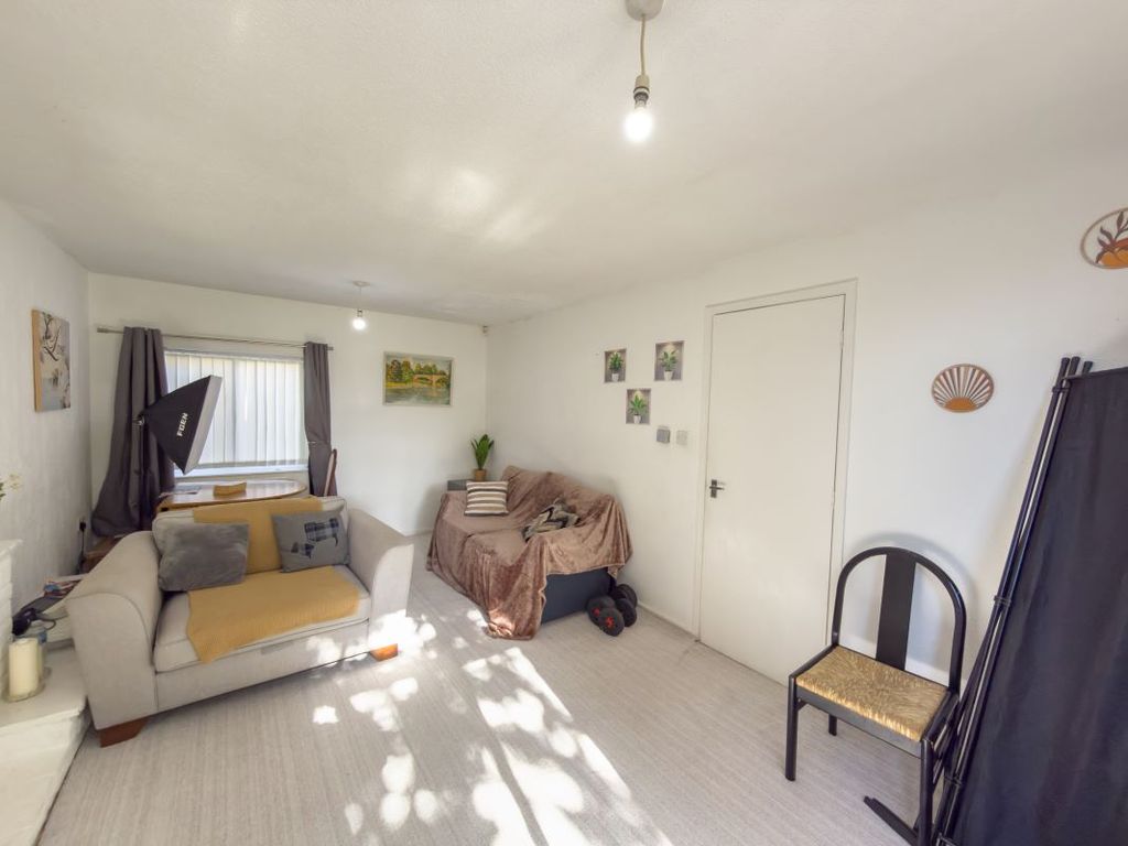 Property photo 3 of 10 Image 3