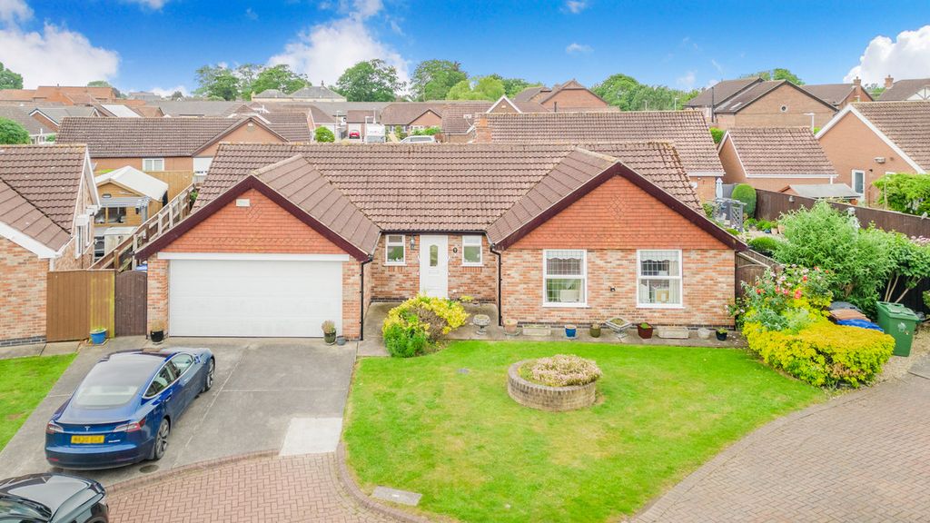 Property photo 1 of 23