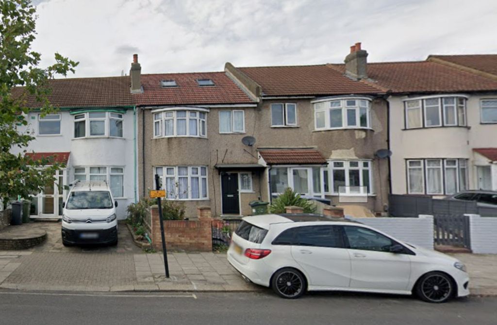 Property photo 1 of 1