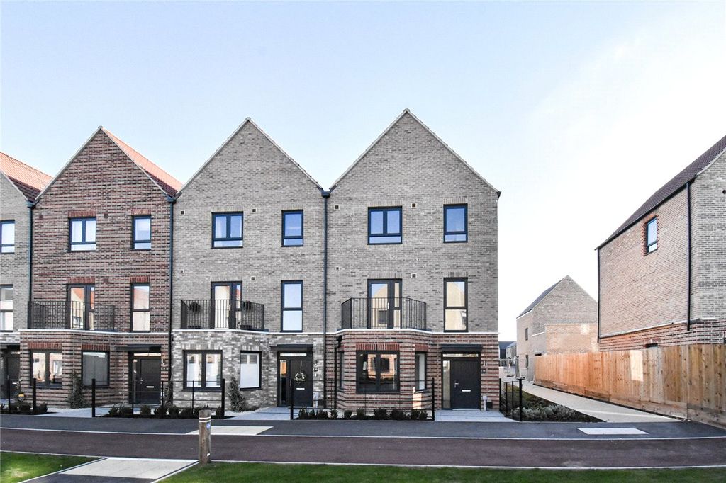 Property photo 1 of 17 Picture No. 22