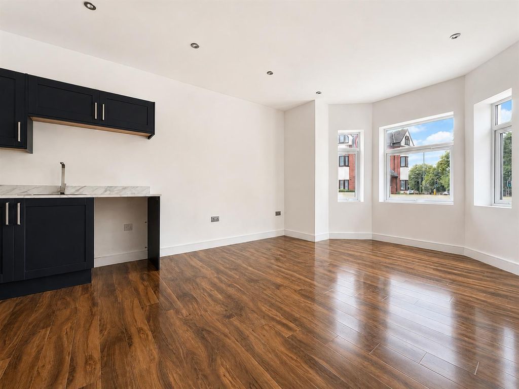 Property photo 2 of 10 B6015C1B-A332-4E1A-9B3C-CD92C16E0Ed5 2.Jpg