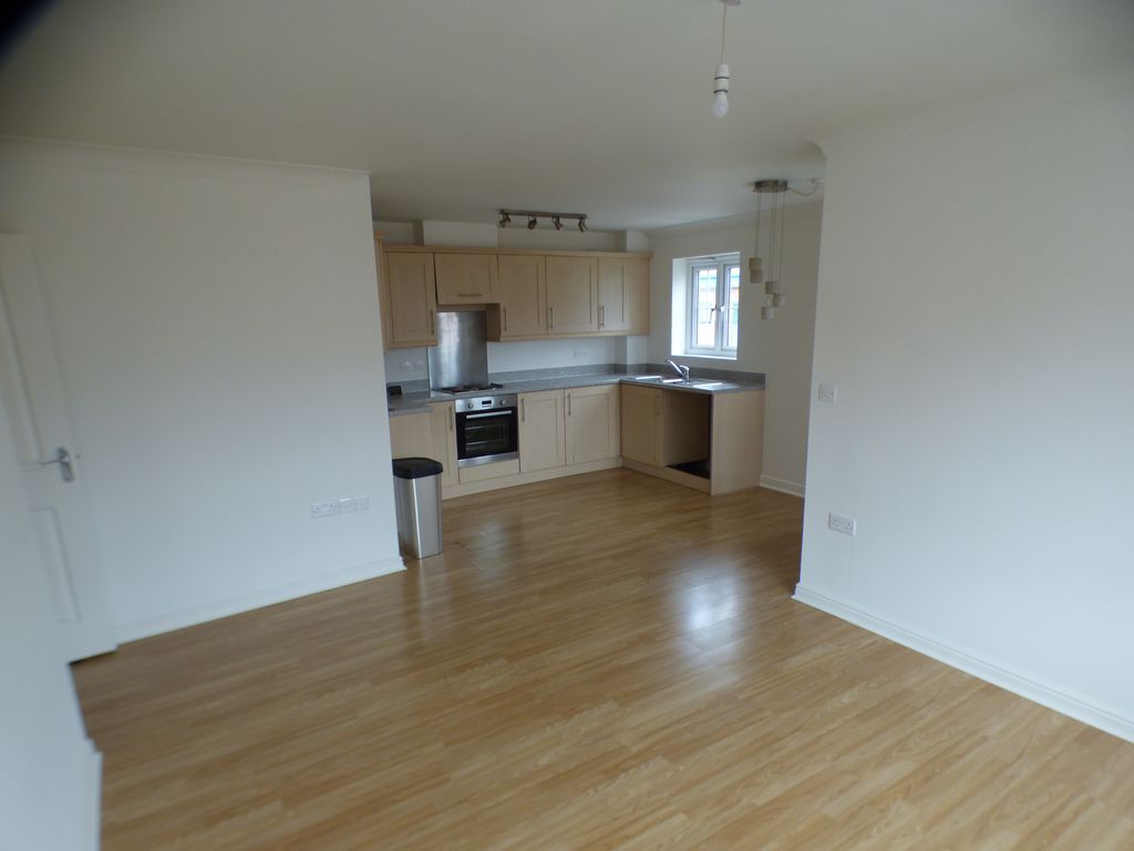 Property photo 3 of 12 Kitchen/Diner/Lounge