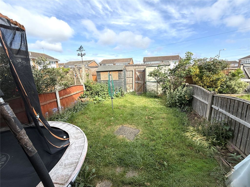 Property photo 2 of 12 Picture No. 21