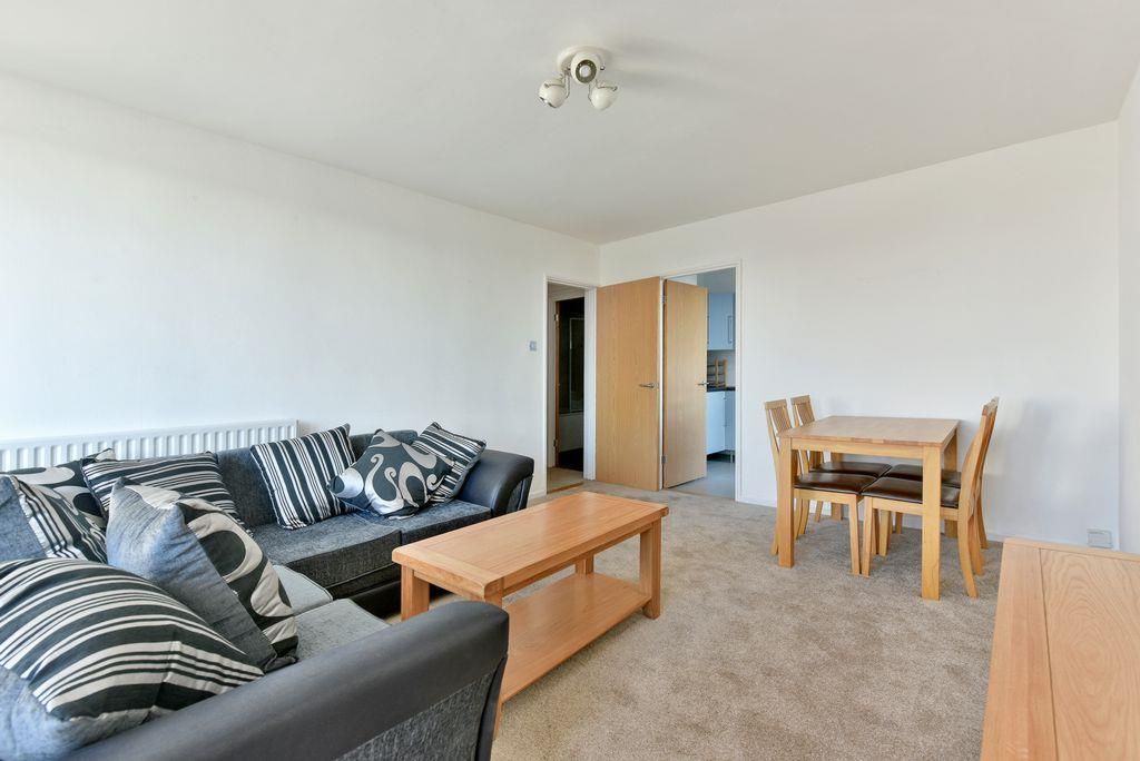 Property photo 2 of 7