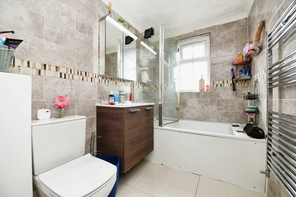 Property photo 3 of 14 Photography