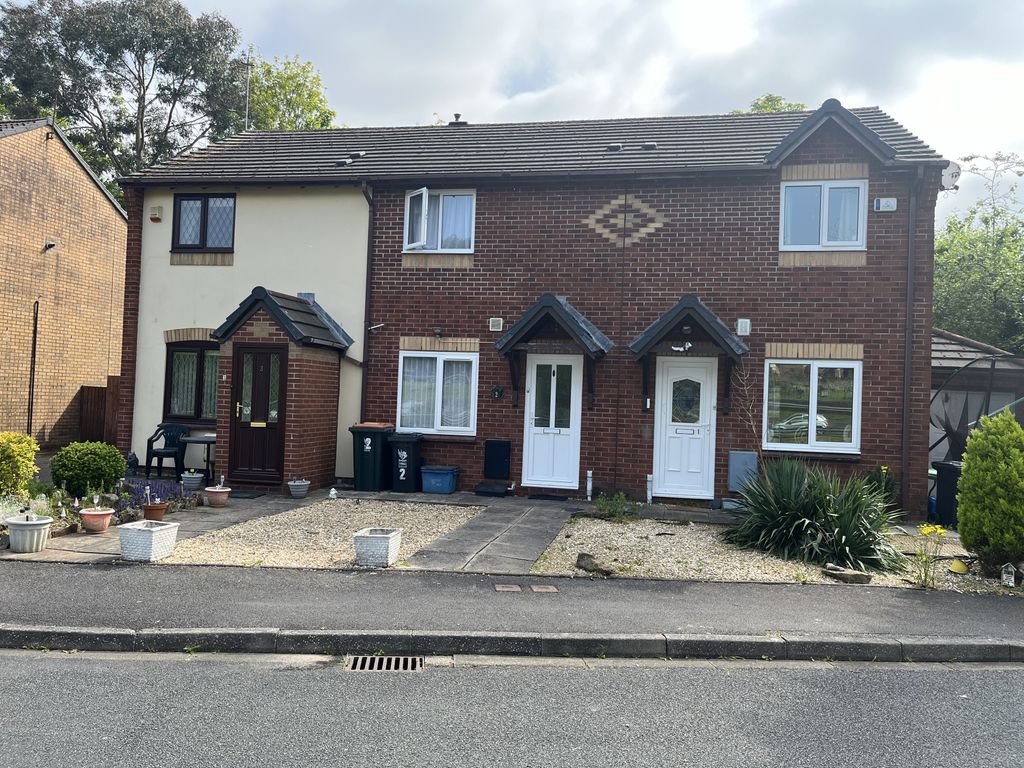 Property photo 1 of 11 External