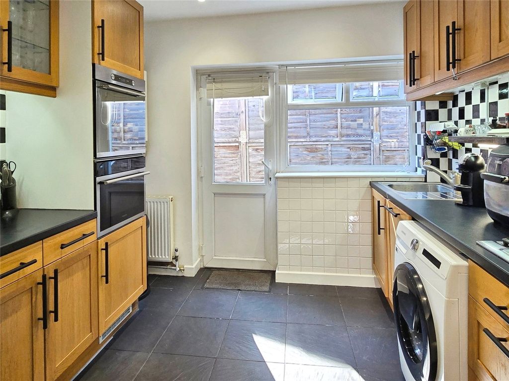 Property photo 3 of 15 Kitchen