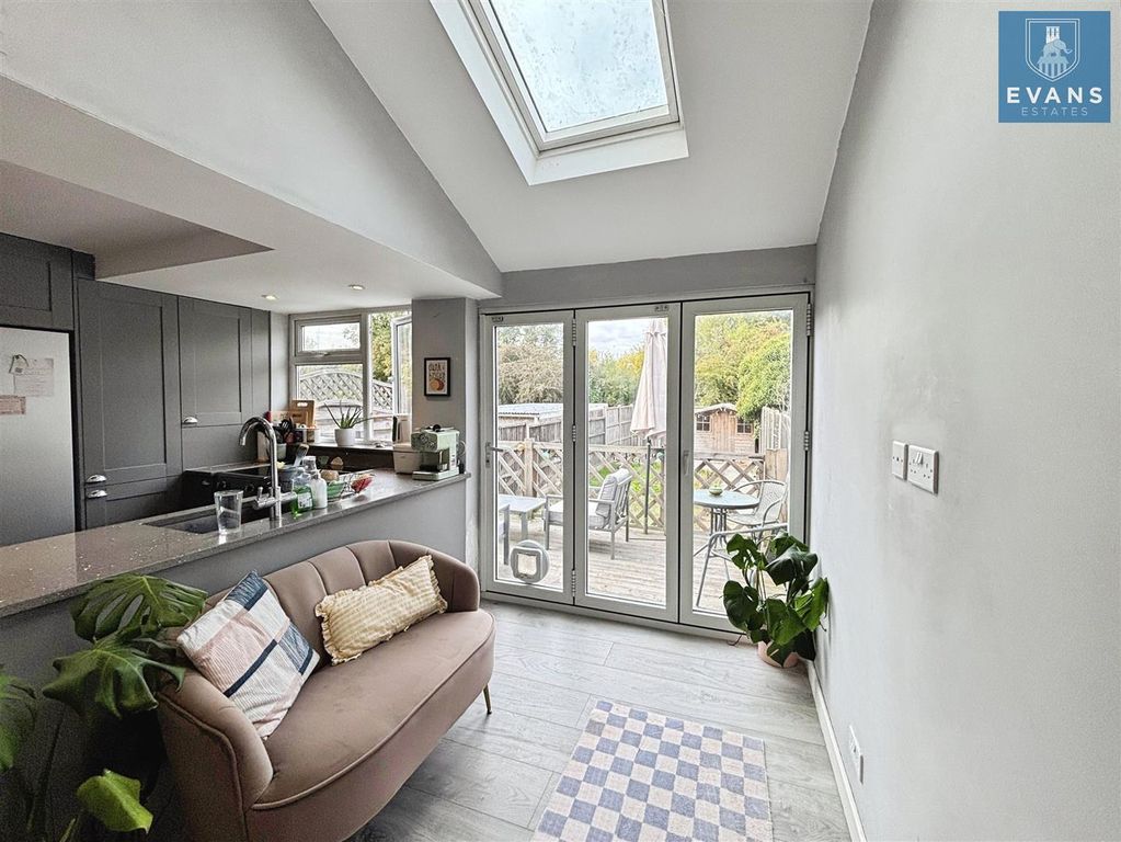 Property photo 1 of 29 Kitchen Diner