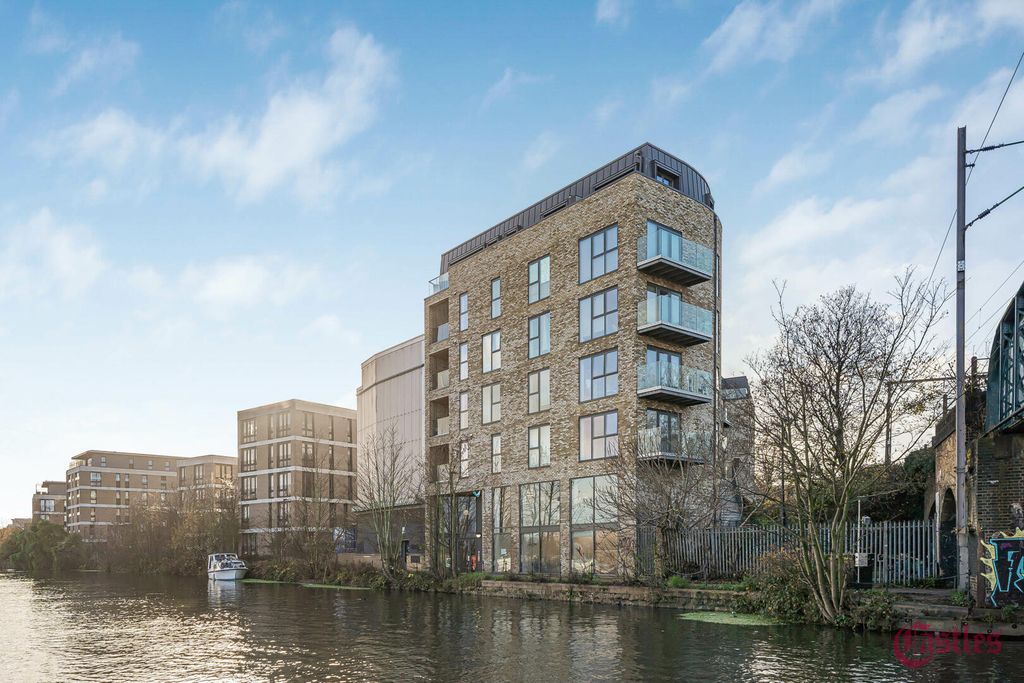 Property photo 2 of 39 Front (Exterior)