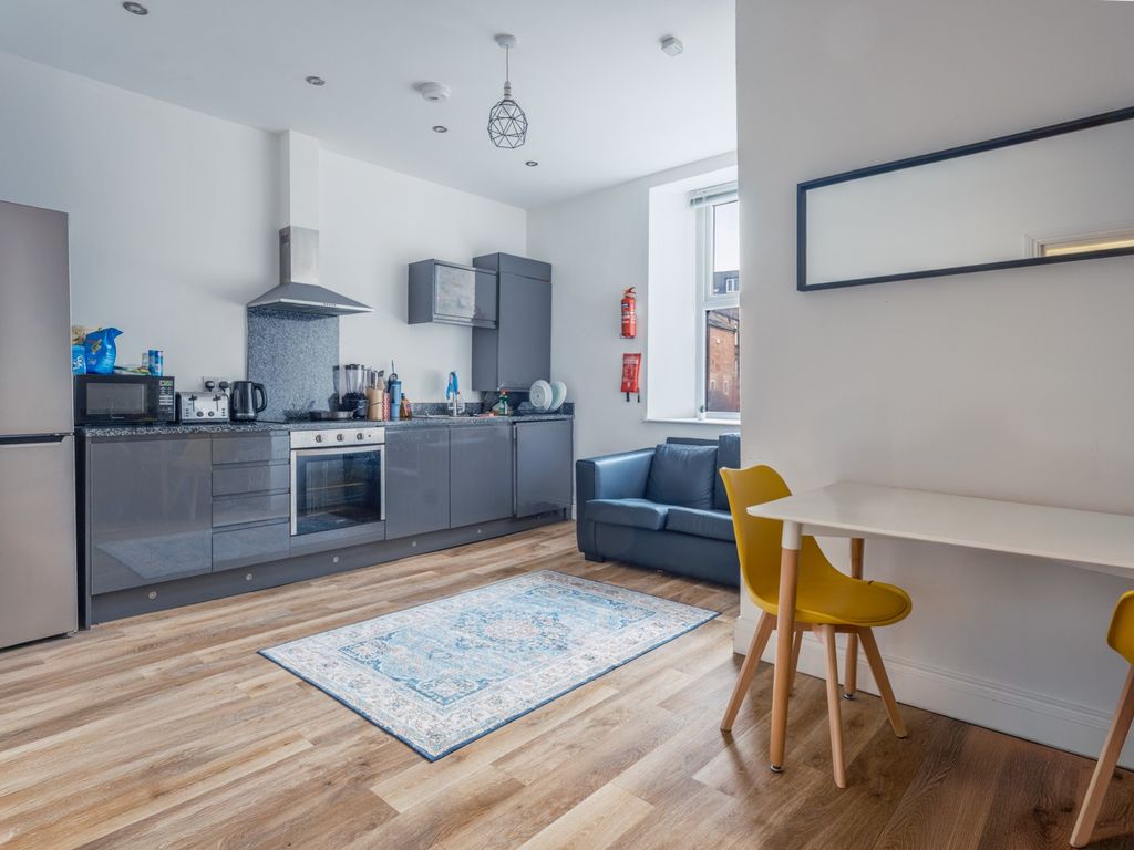 Property photo 1 of 8 4840331