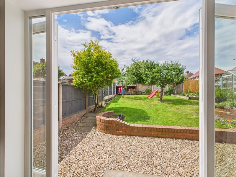 Property photo 1 of 19 Photo 6