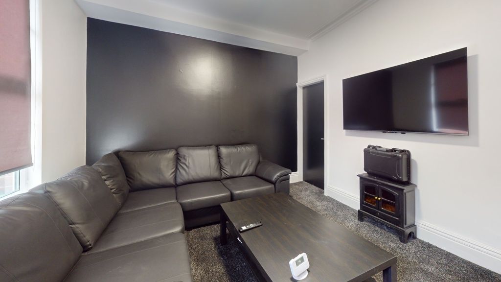 Property photo 1 of 15 Jpg
