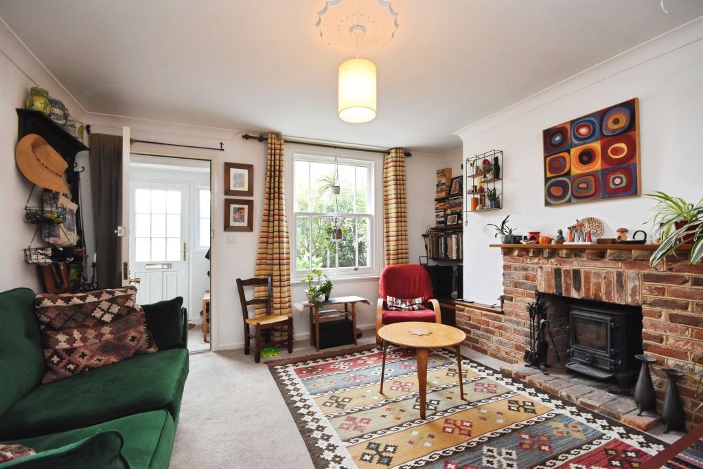 Property photo 2 of 17