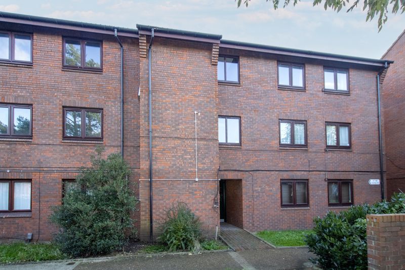 Property photo 1 of 8 External