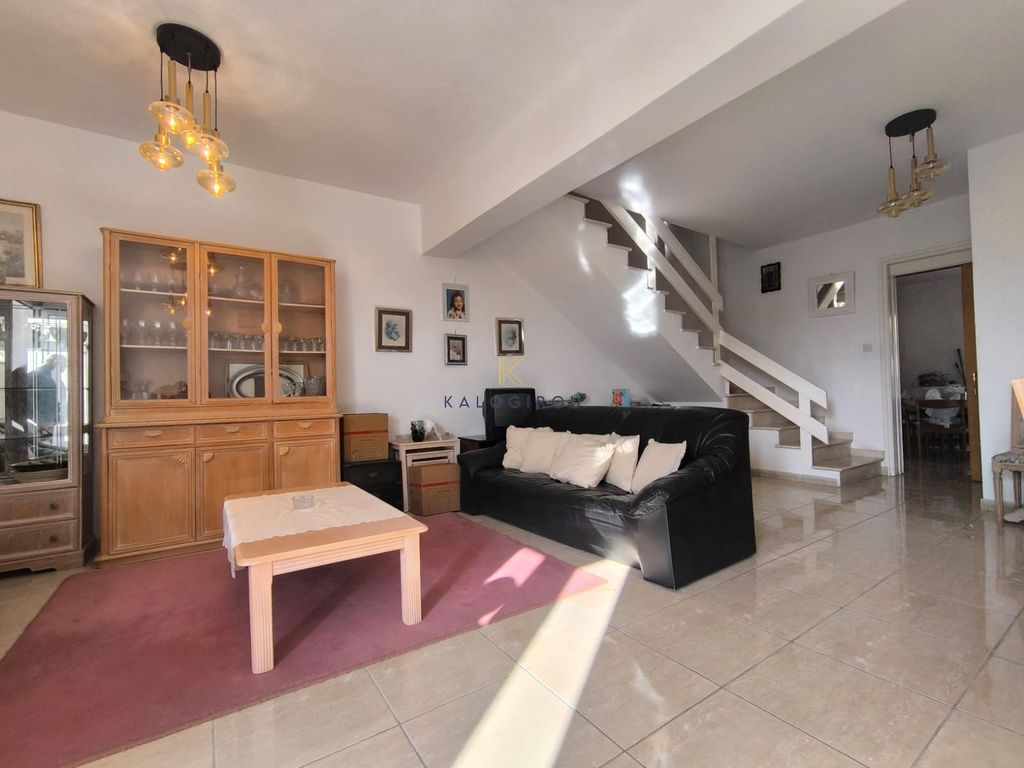 Property photo 3 of 22