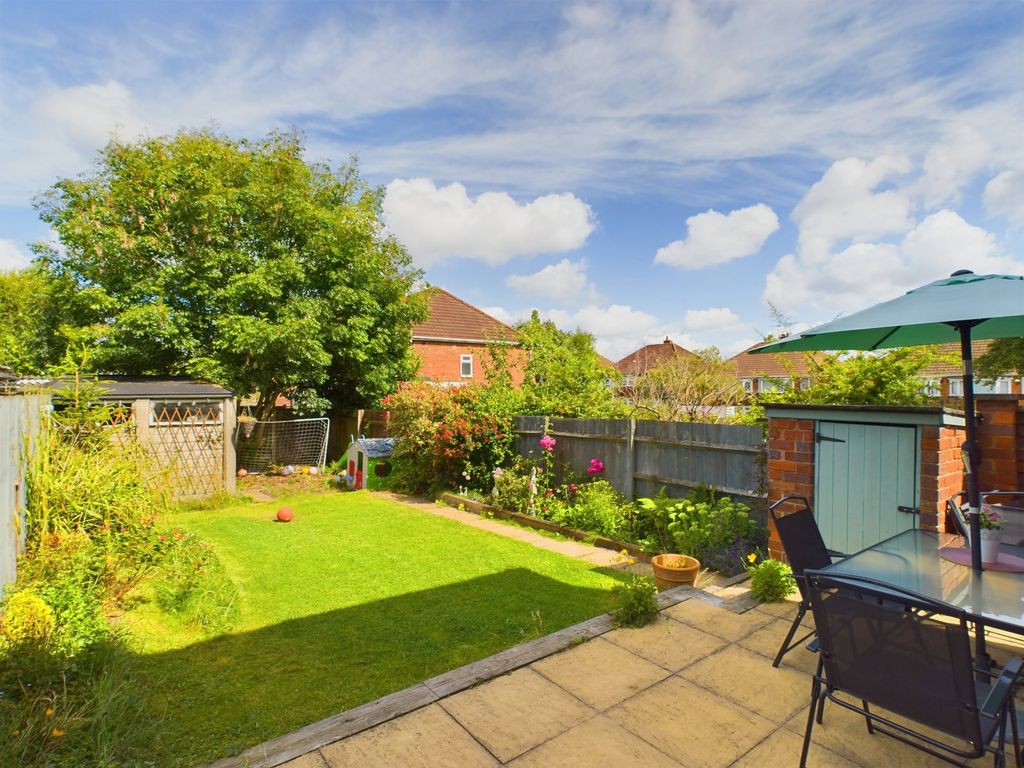Property photo 3 of 13
