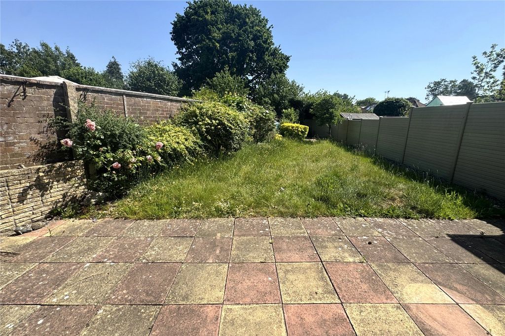 Property photo 2 of 13 Picture No. 27