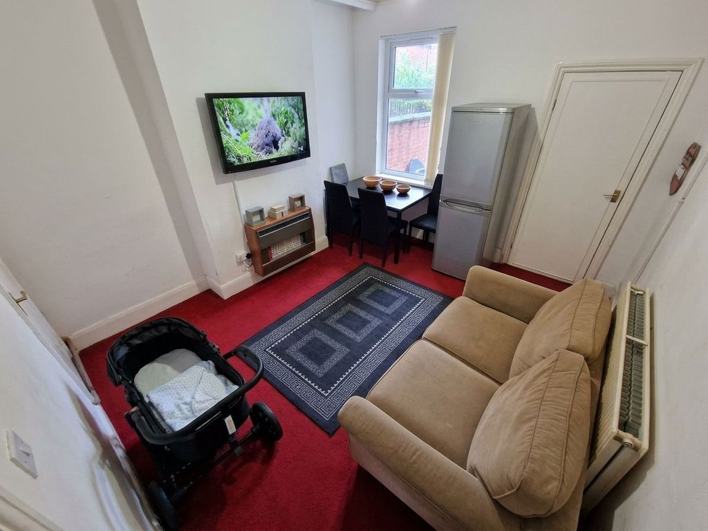 Property photo 3 of 7