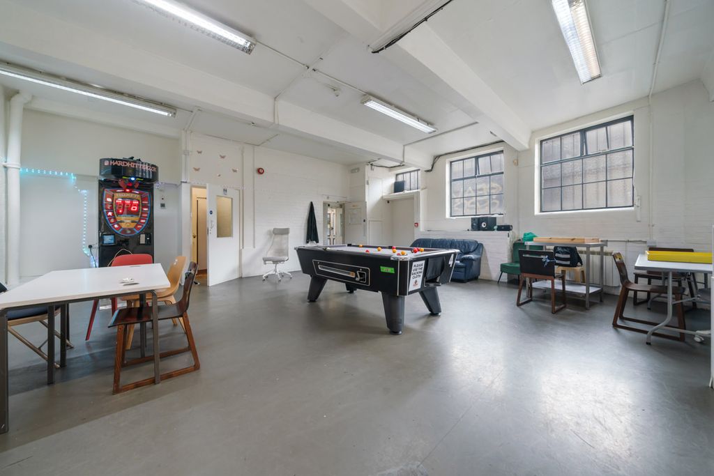 Property photo 3 of 10 Picture 3