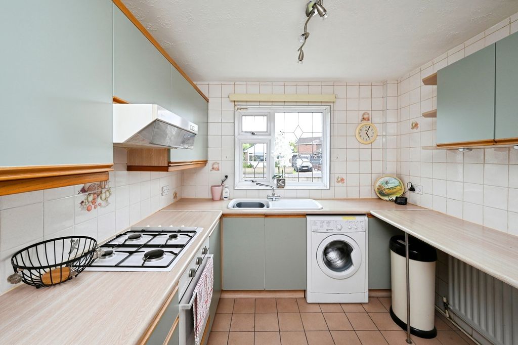 Property photo 3 of 12 Pbox-Img.Jpg